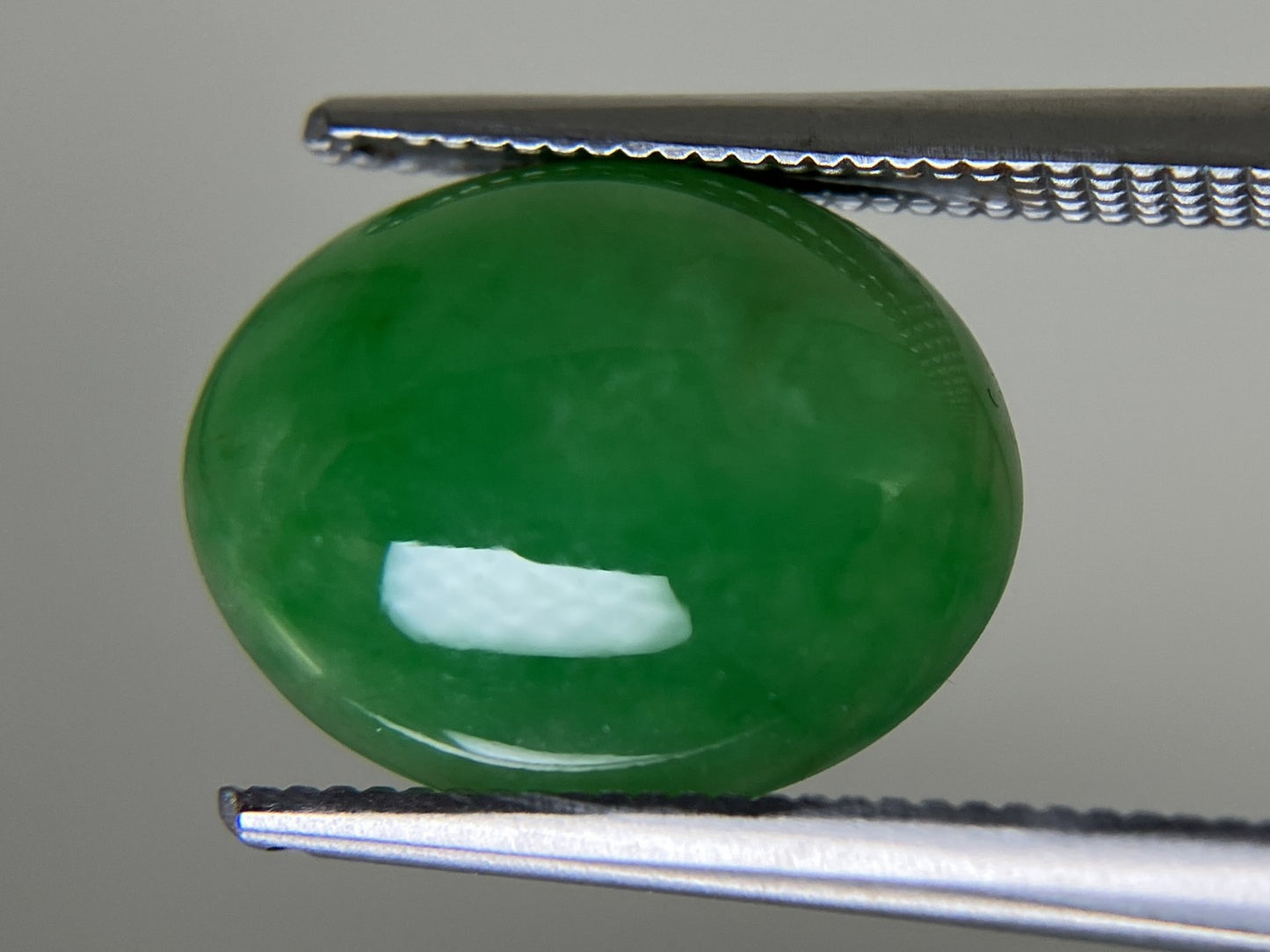 ひすい 5.944ct  宝石ソーティング付き  12.9㎜×10.3㎜×5.1㎜  天然 ルース（ 裸石 ） 4733YY