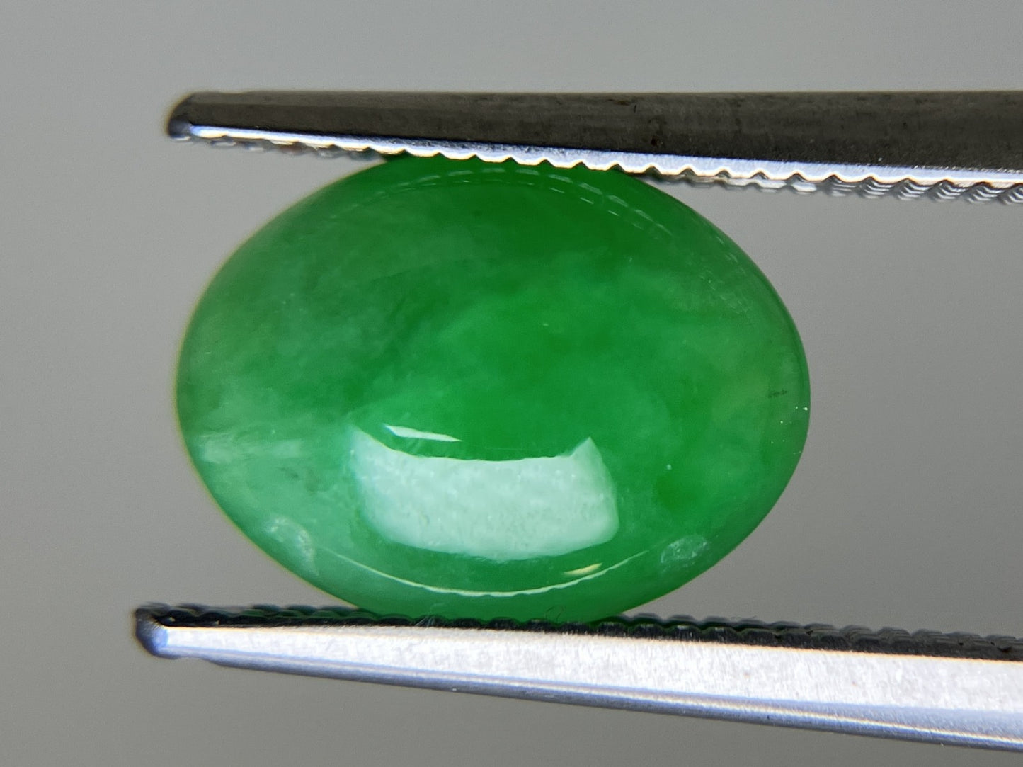 ひすい 2.998ct  宝石ソーティング付き  10.8㎜×8.2㎜×3.9㎜  天然 ルース（ 裸石 ） 4446YY