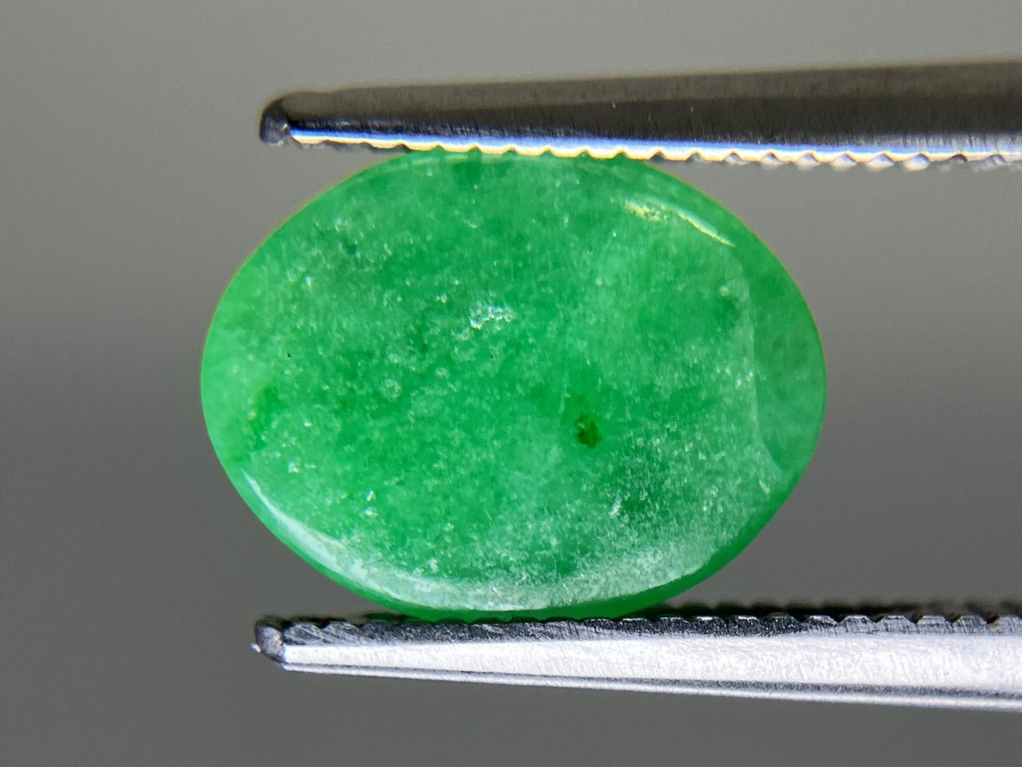 ひすい（ヒスイ 翡翠） 2.208ct  宝石ソーティング付き  10.3㎜×8.1㎜×3.0㎜   ルース（ 裸石 ） 4769YY