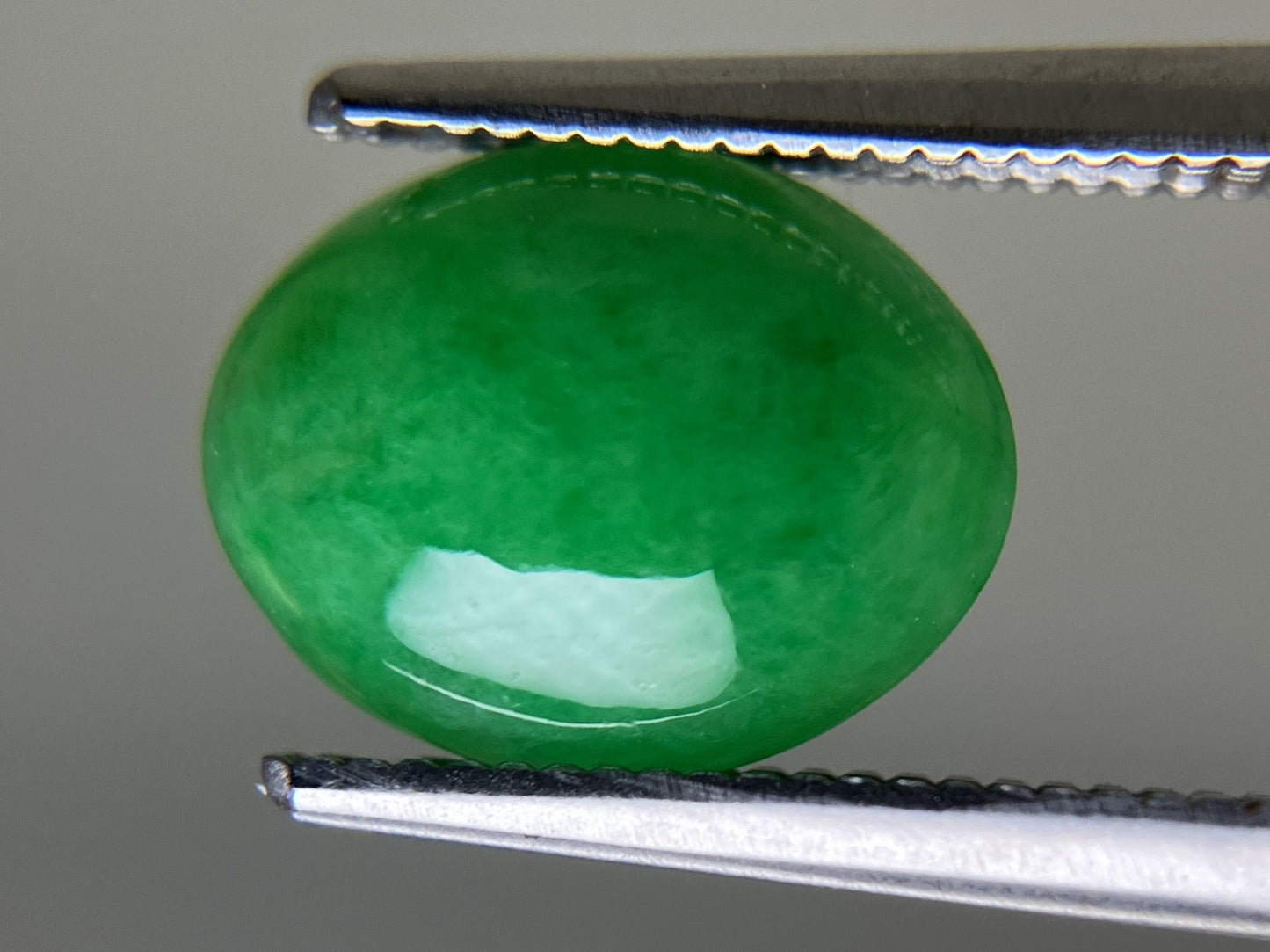 ひすい（ヒスイ 翡翠） 2.208ct  宝石ソーティング付き  10.3㎜×8.1㎜×3.0㎜   ルース（ 裸石 ） 4769YY